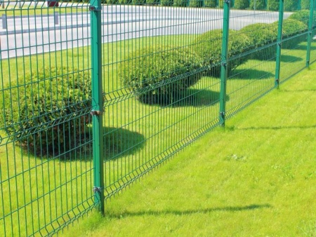 Installation de cl&ocirc;tures, les mat&eacute;riaux et conseils pratiques
